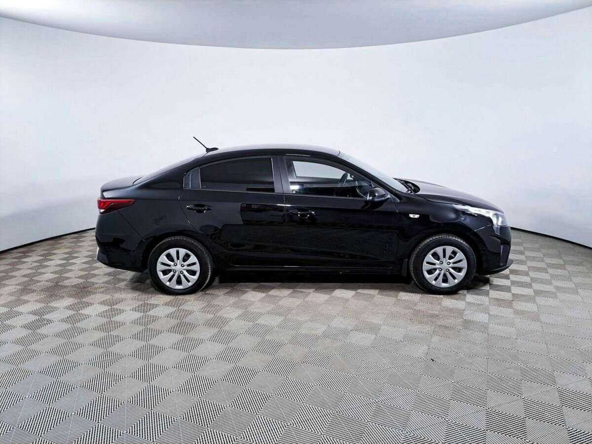 Kia Rio 2021 года с пробегом. Фото: #3