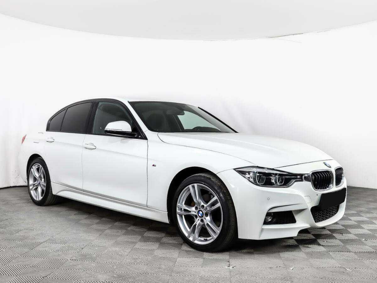 BMW 3 серии 2018 года с пробегом. Фото: #2