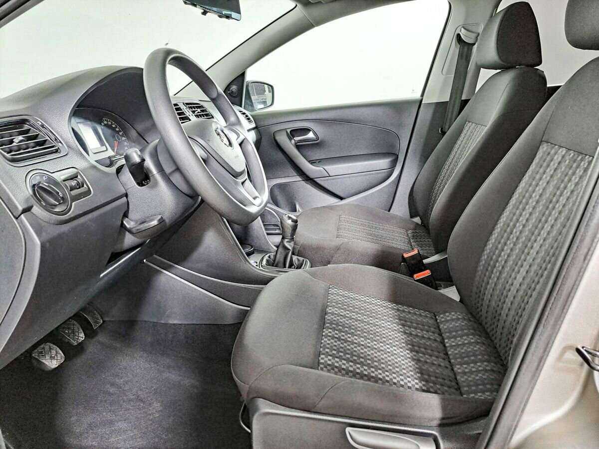 Volkswagen Polo 2018 года с пробегом. Фото: #12