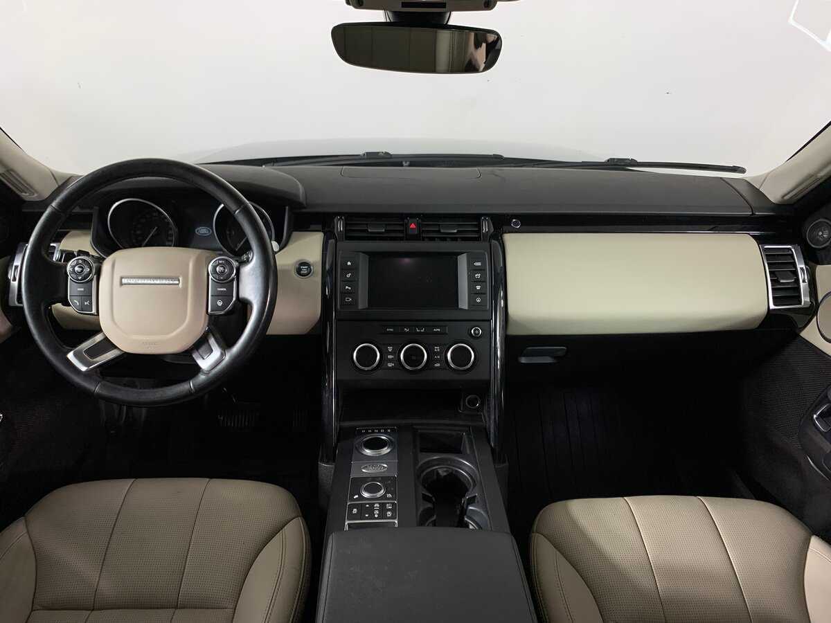 Land Rover Discovery 2017 года с пробегом. Фото: #11