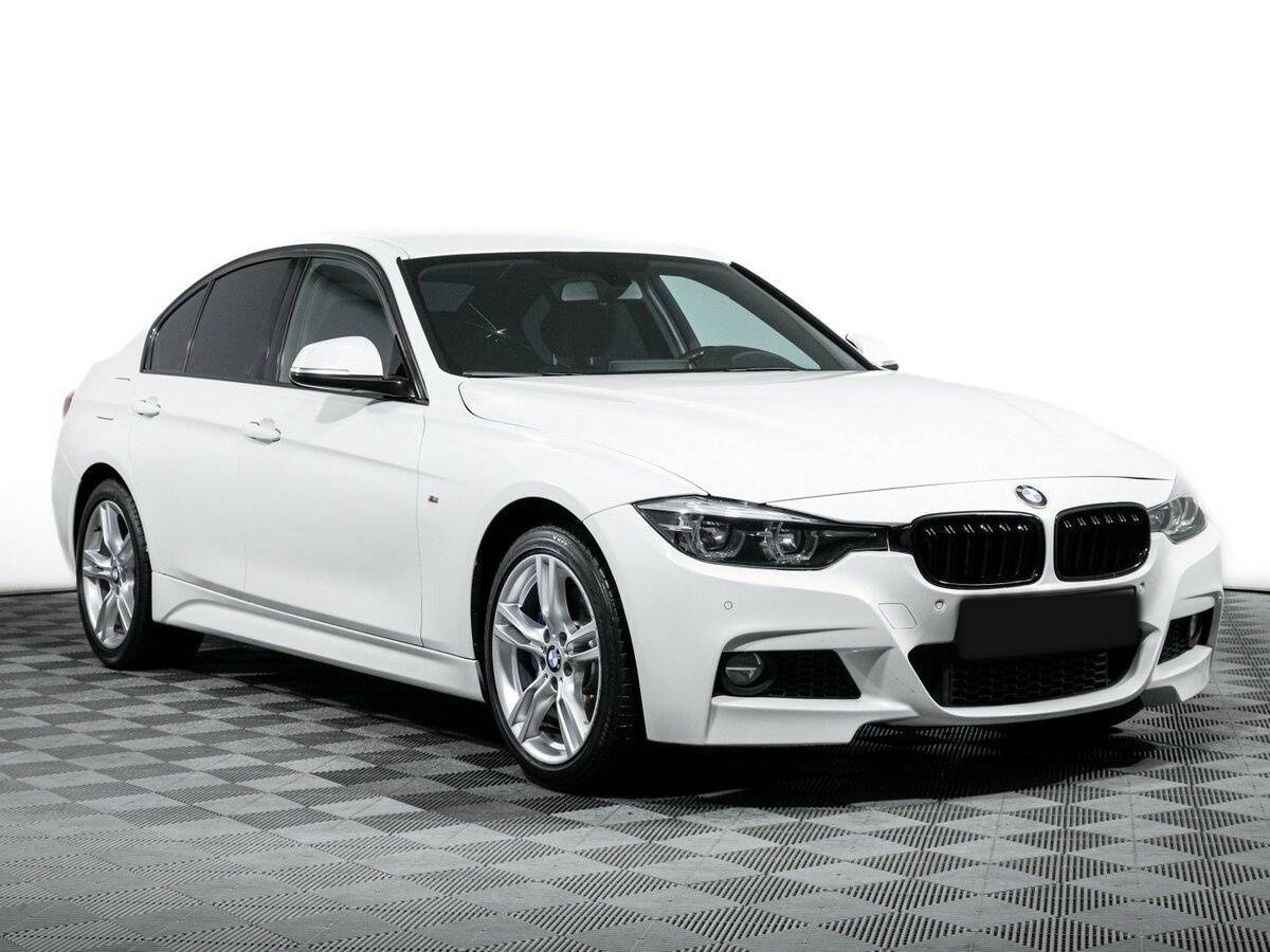 BMW 3 серии 2018 года с пробегом. Фото: #2