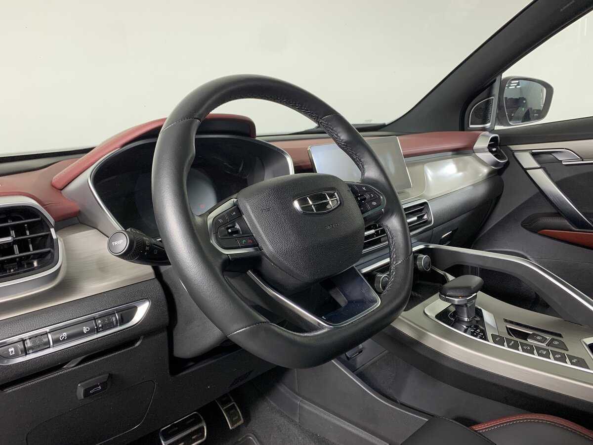 Geely Coolray 2022 года с пробегом. Фото: #11