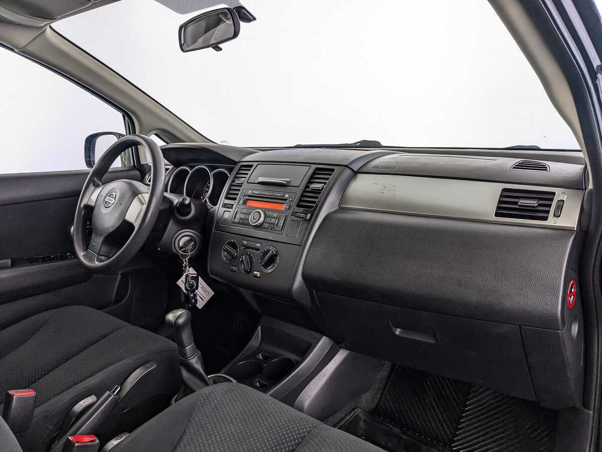 Nissan Tiida 2011 года с пробегом. Фото: #8