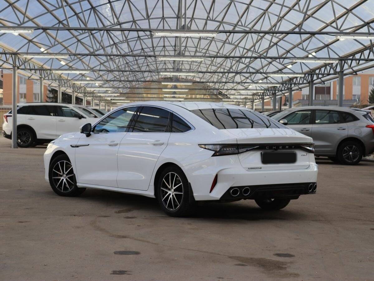 Chery Arrizo 8 2023 года с пробегом. Фото: #2