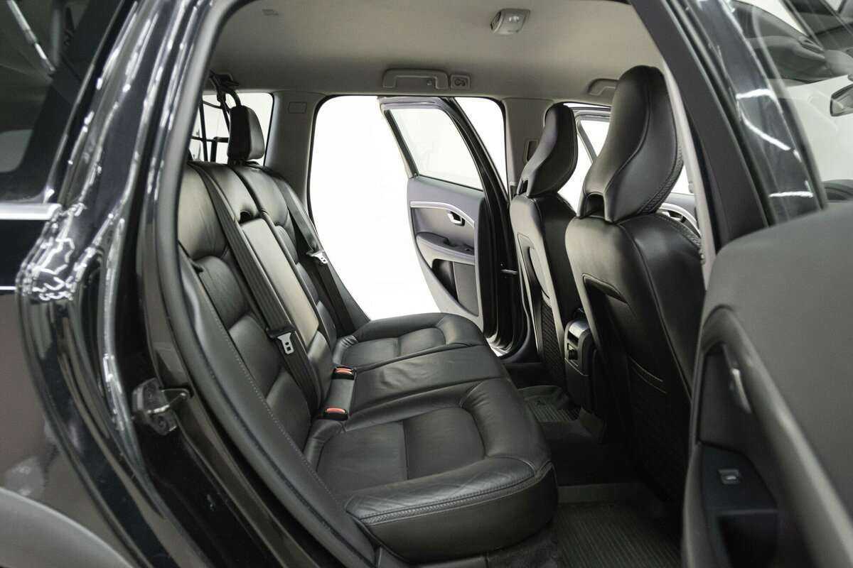 Volvo XC70 2011 года с пробегом. Фото: #15