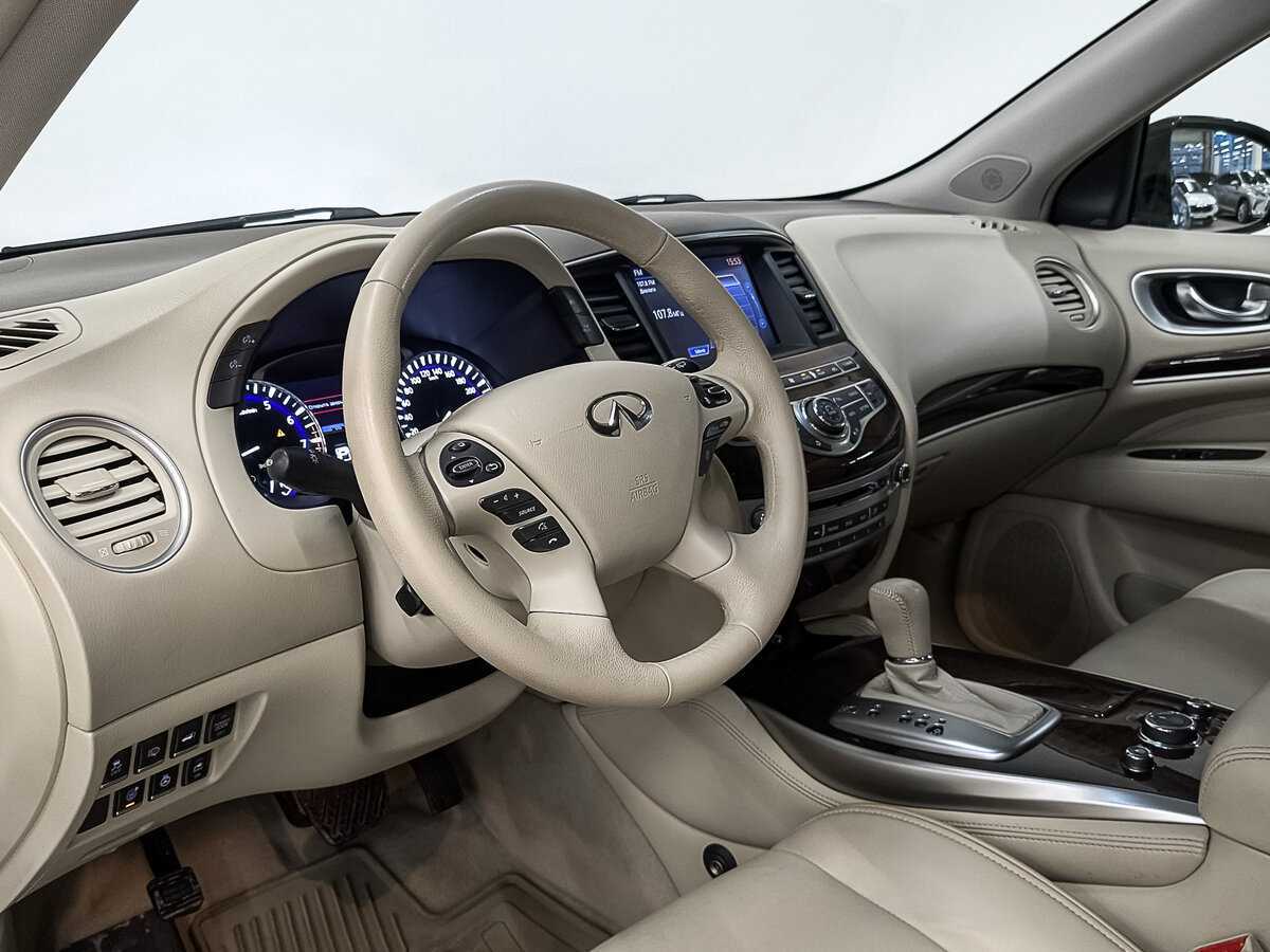 Infiniti QX60 2014 года с пробегом. Фото: #14
