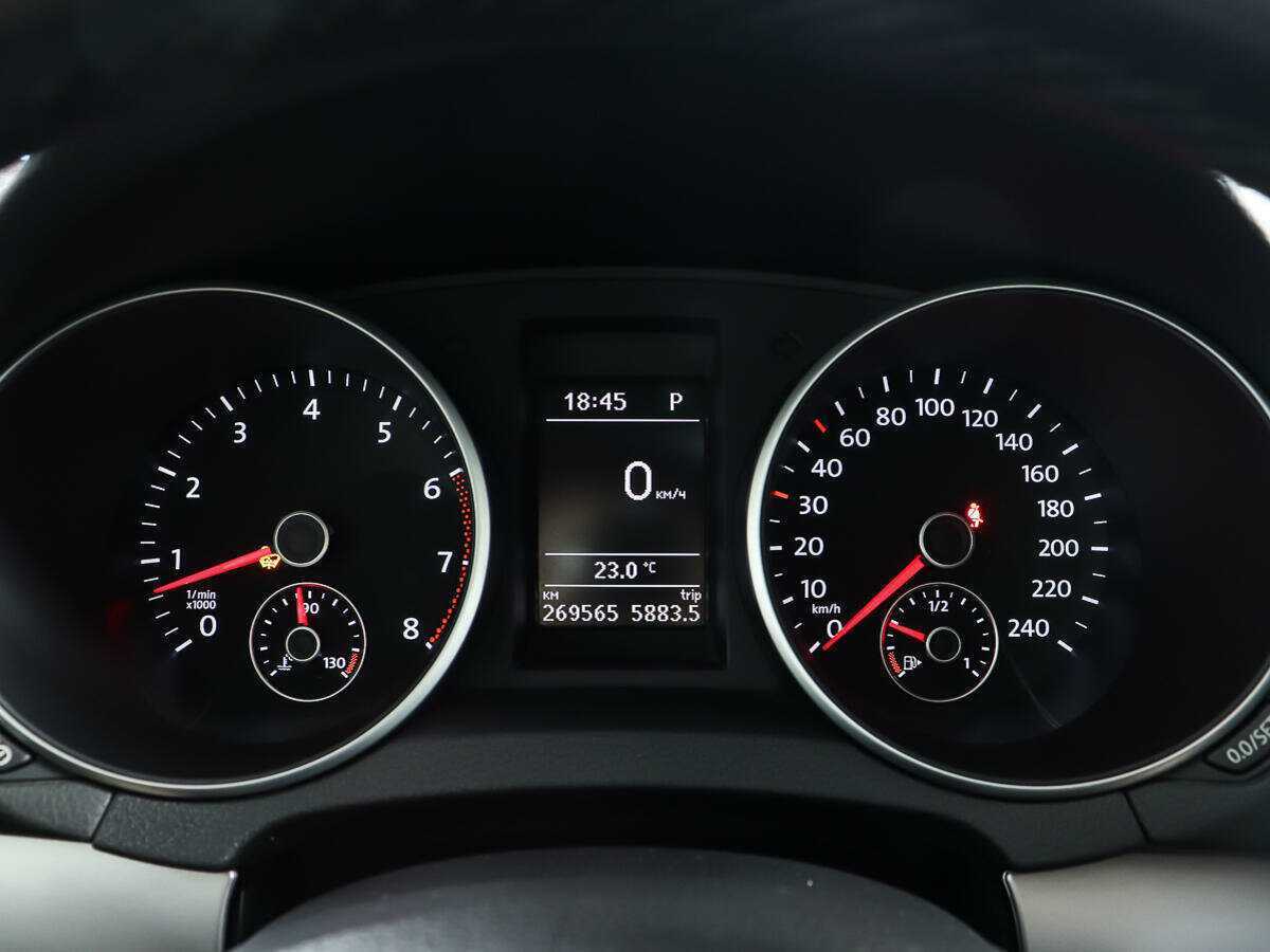 Volkswagen Golf 2012 года с пробегом. Фото: #9