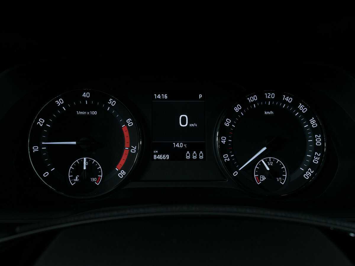 Skoda Octavia 2020 года с пробегом. Фото: #10