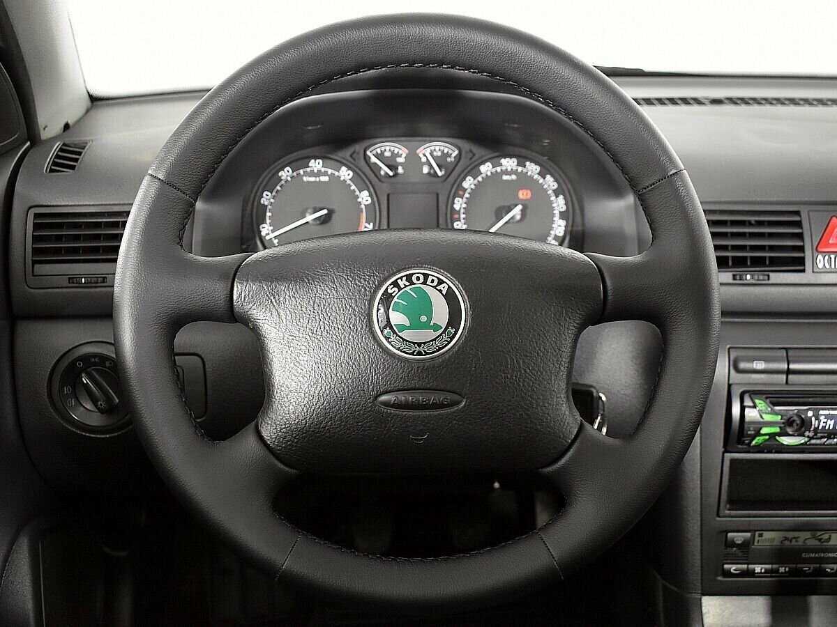 Skoda Octavia 2009 года с пробегом. Фото: #11