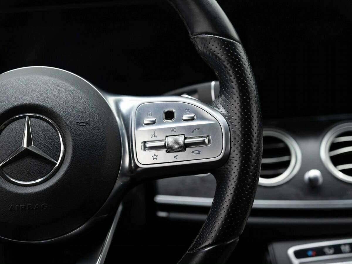 Mercedes-Benz E-Класс 2018 года с пробегом. Фото: #17