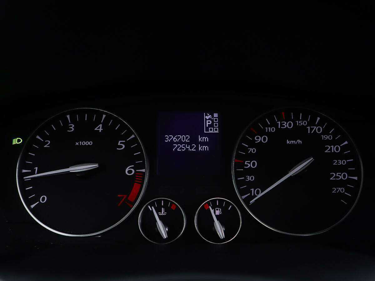 Renault Latitude 2012 года с пробегом. Фото: #13