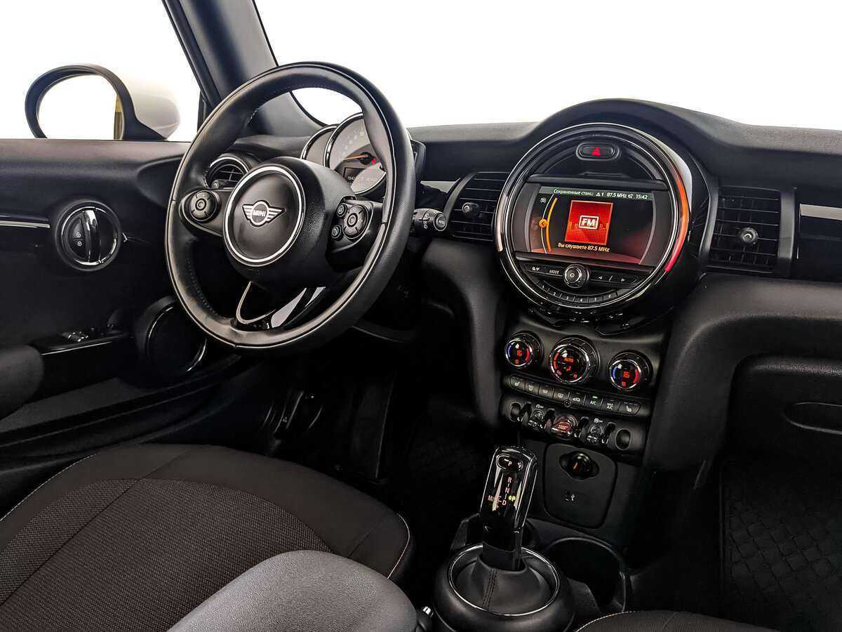 Mini Hatch 2019 года с пробегом. Фото: #22