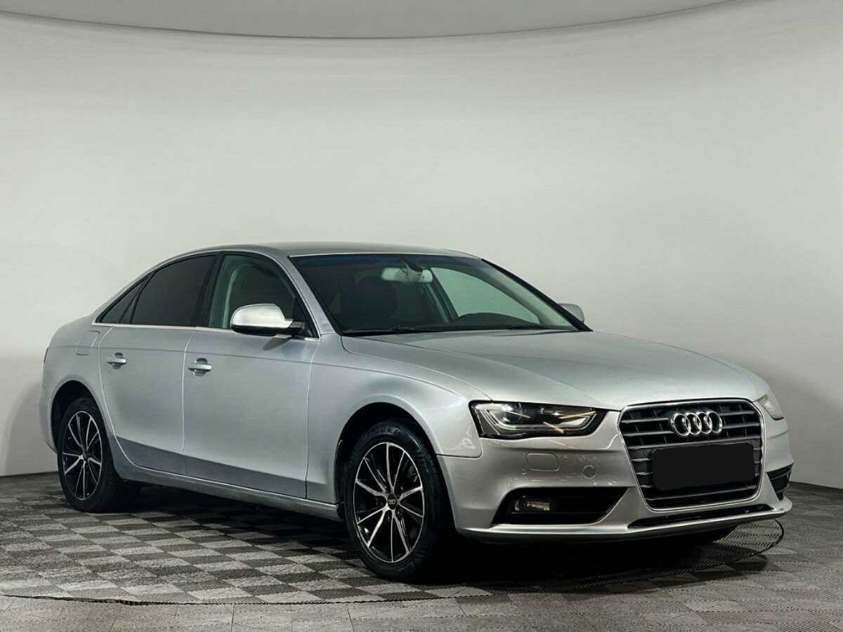 Audi A4 2013 года с пробегом. Фото: #2