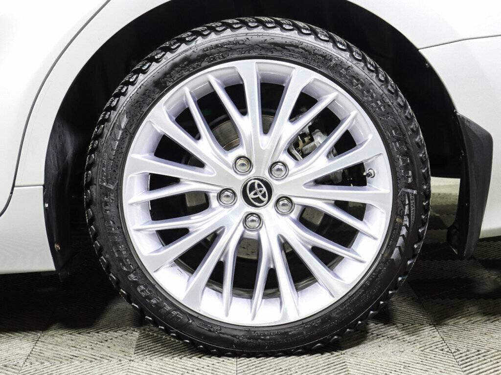 Toyota Camry 2018 года с пробегом. Фото: #21