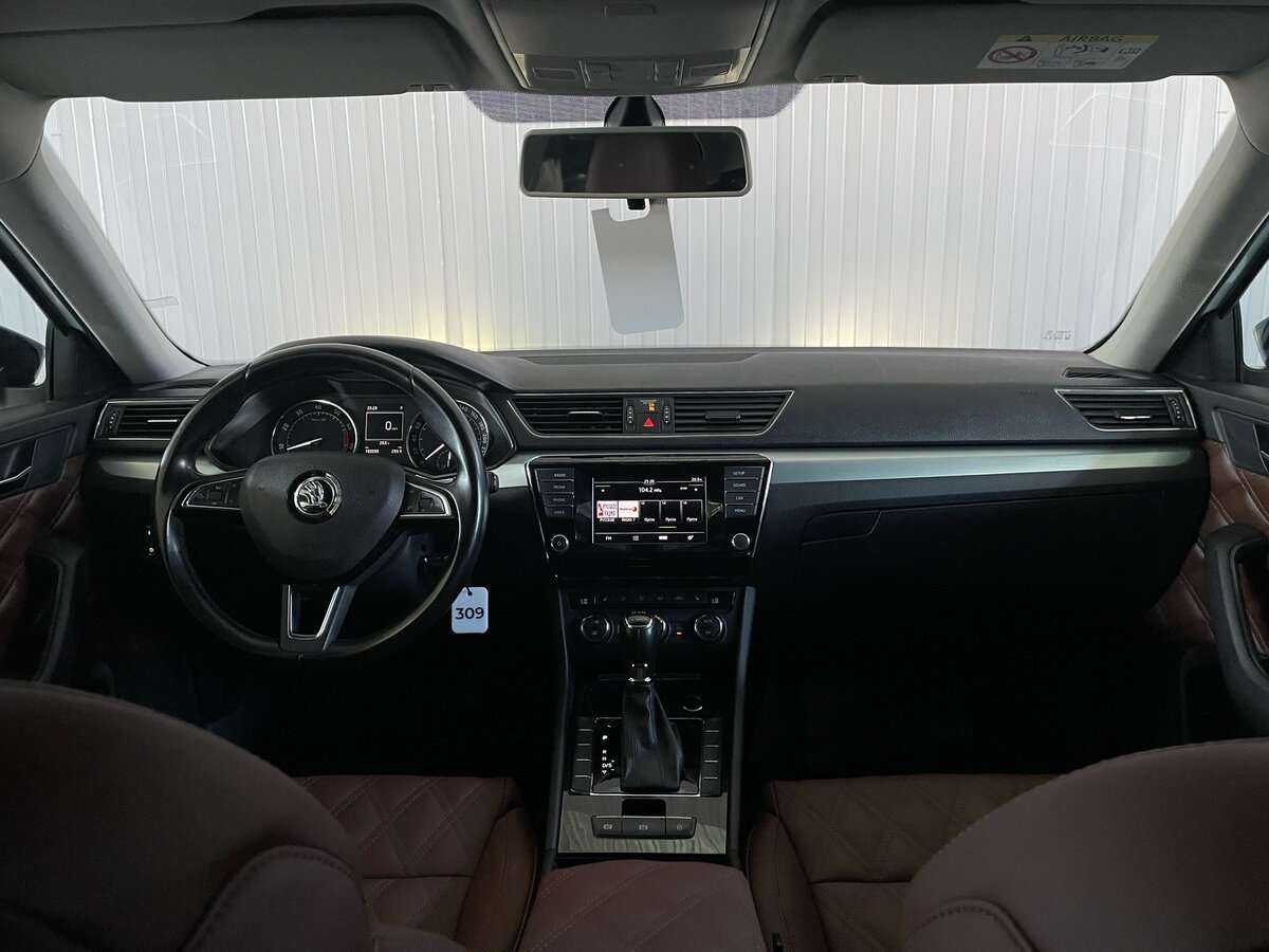 Skoda Superb 2015 года с пробегом. Фото: #8