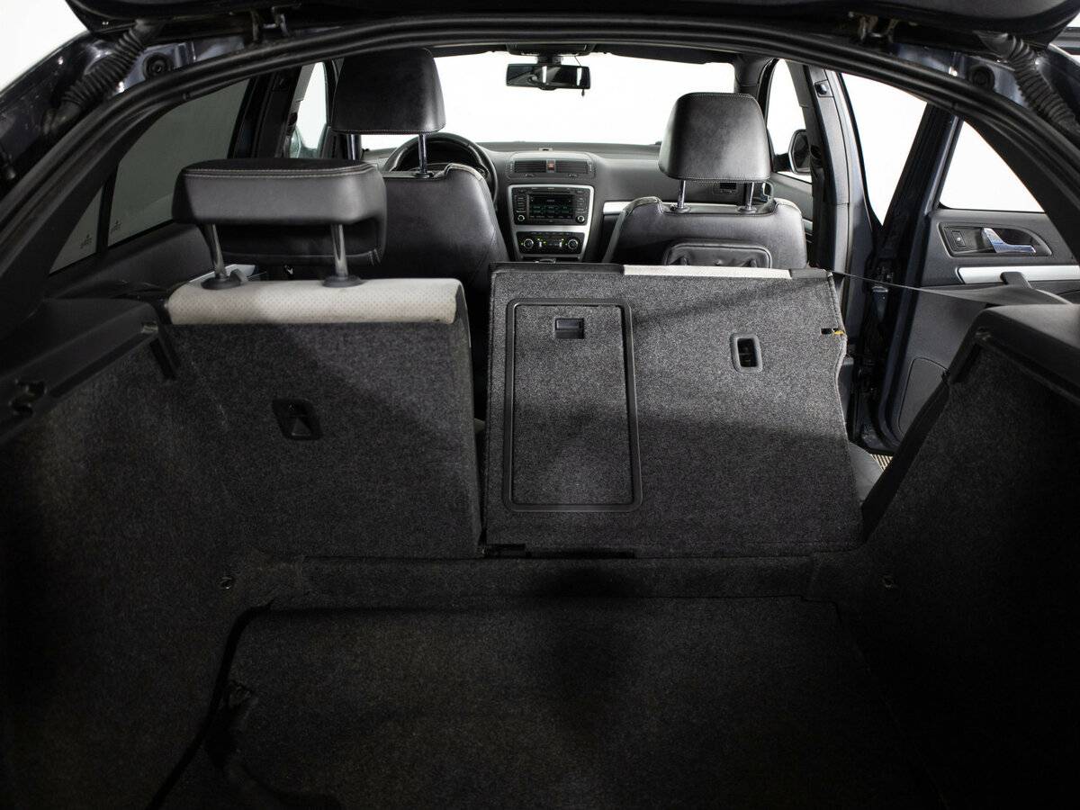 Skoda Octavia RS 2011 года с пробегом. Фото: #16