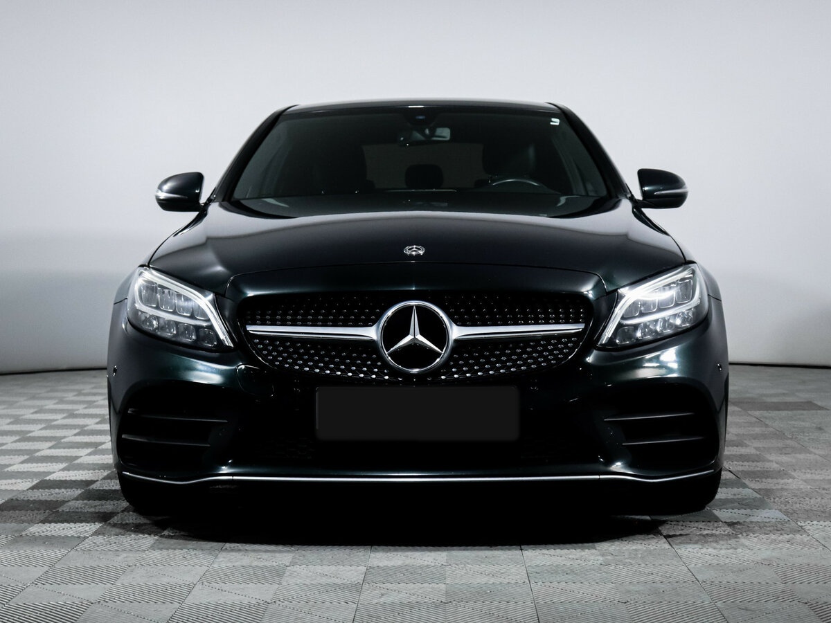 Mercedes-Benz C-Класс 2018 года с пробегом. Фото: #1