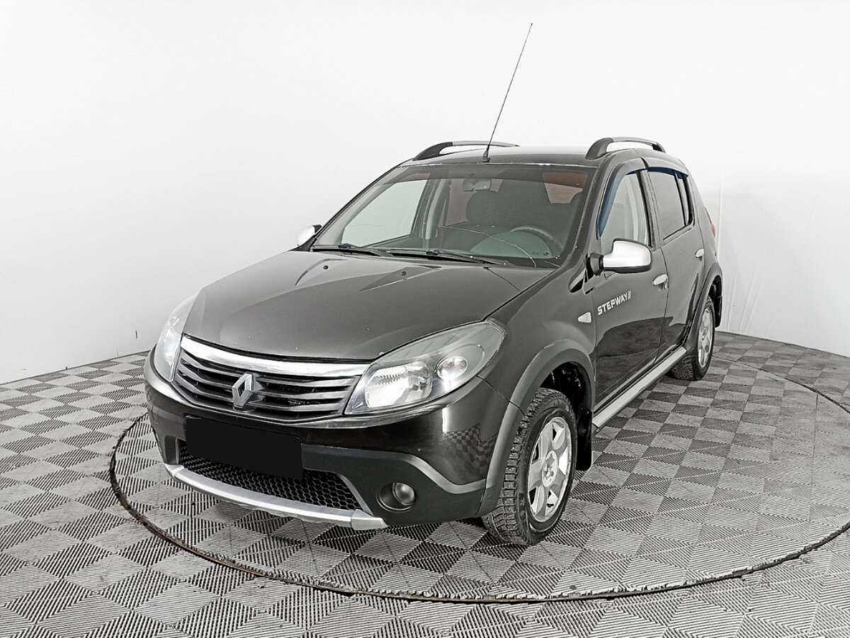 Renault Sandero 2012 года с пробегом. Посмотреть фото