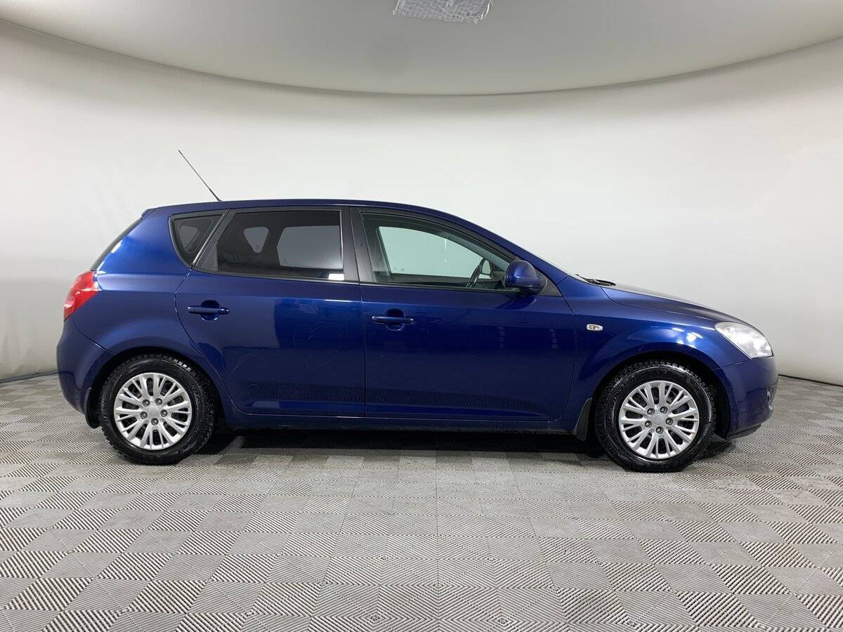 Kia Ceed 2009 года с пробегом. Фото: #3