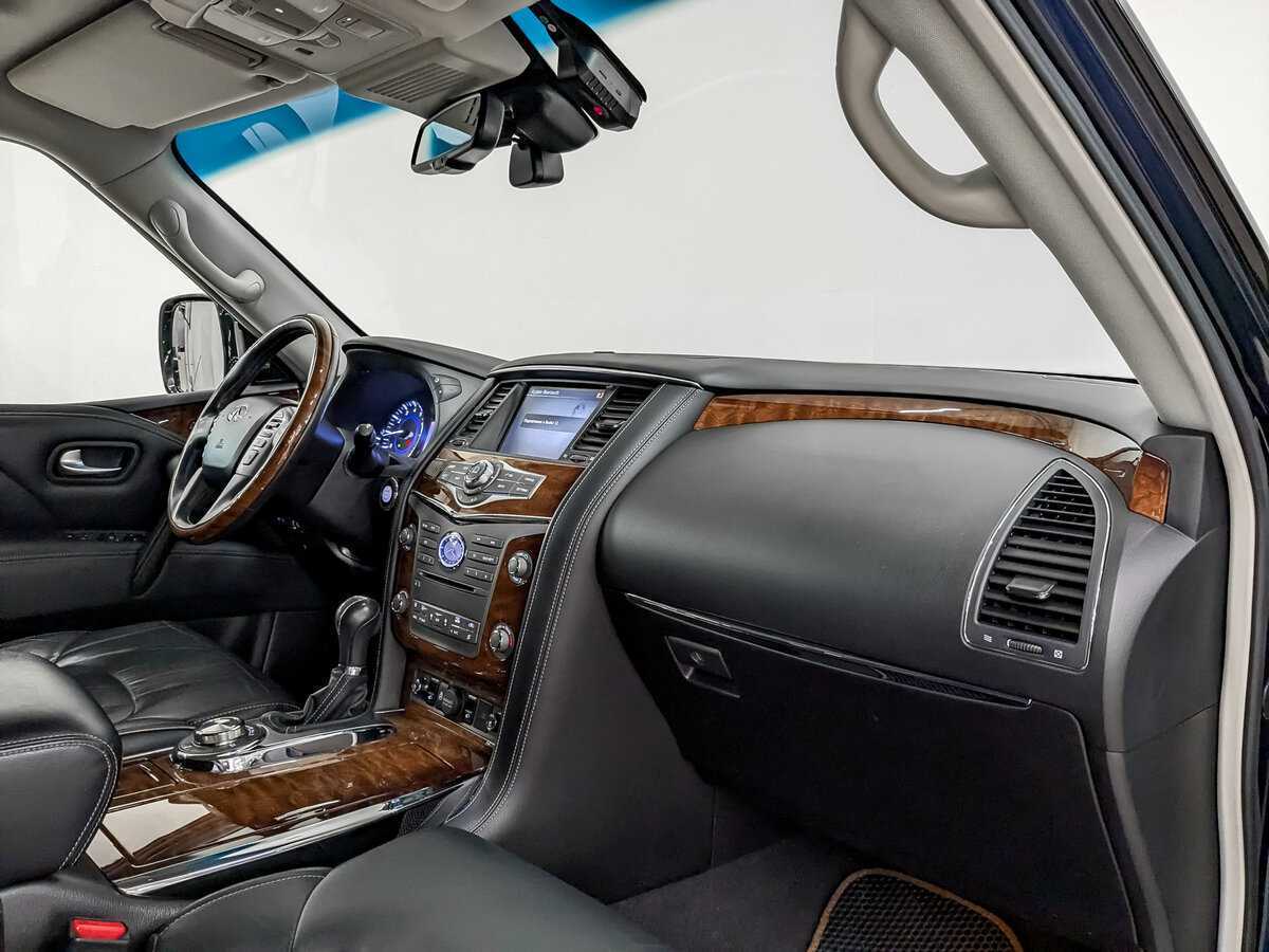 Infiniti QX80 2017 года с пробегом. Фото: #10