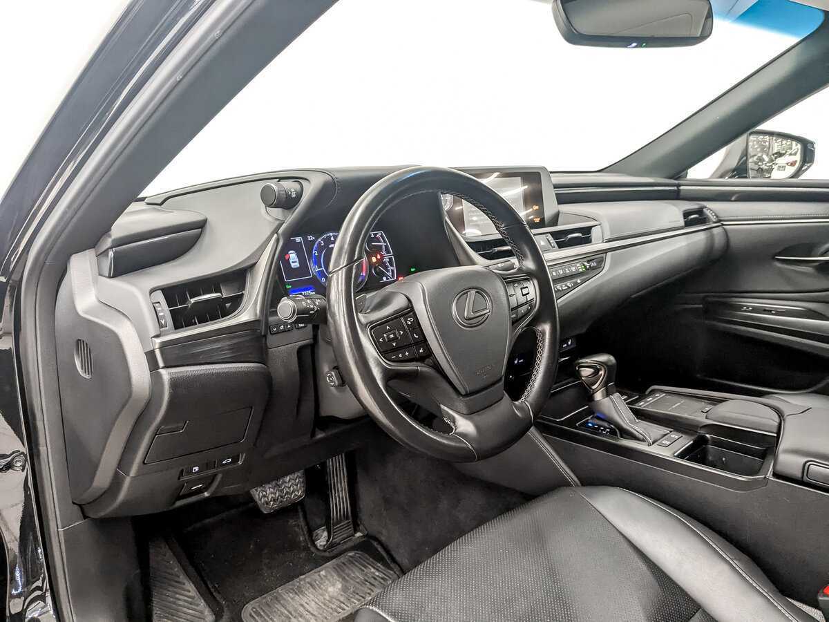 Lexus ES 2021 года с пробегом. Фото: #15