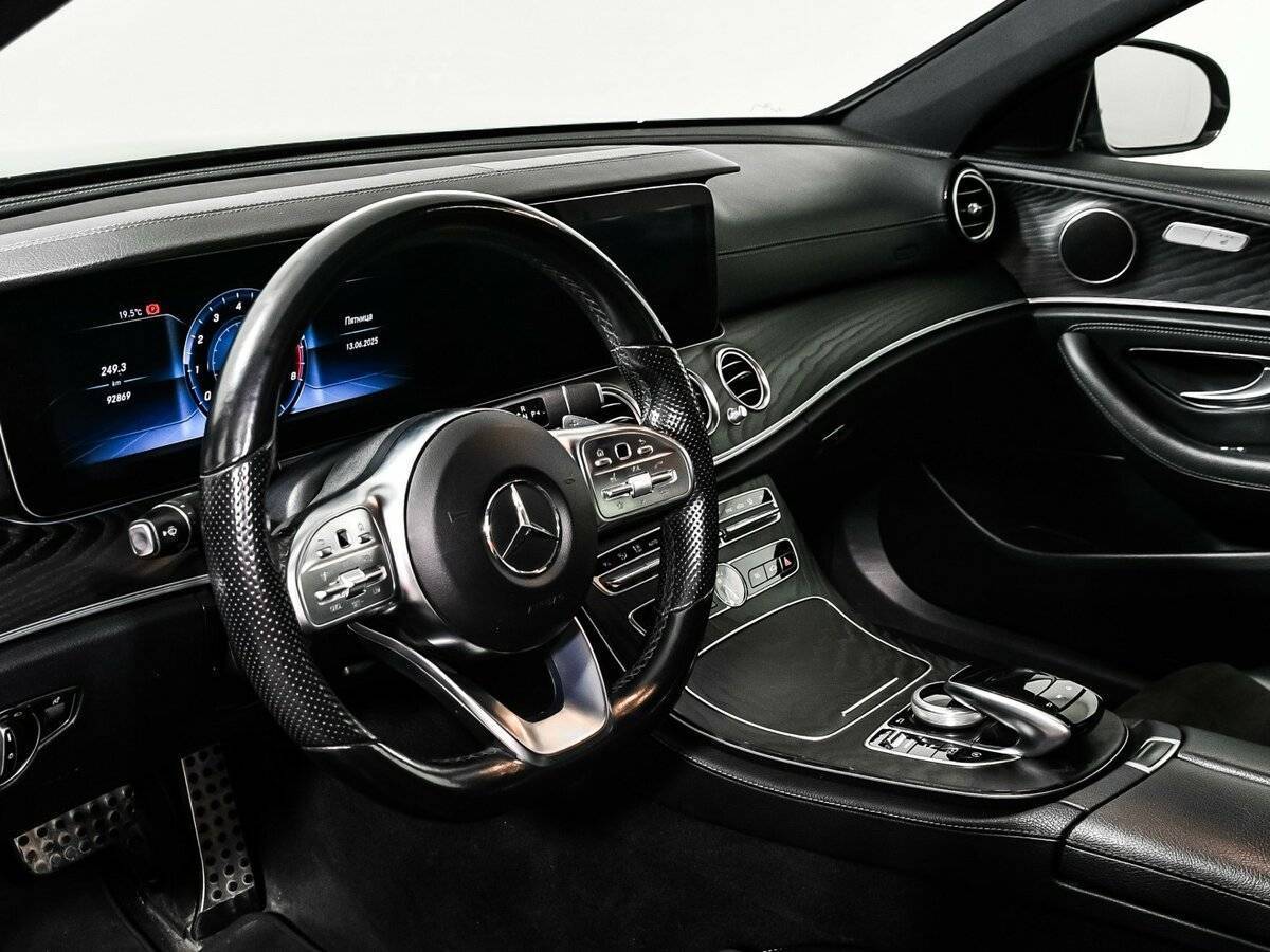 Mercedes-Benz E-Класс 2019 года с пробегом. Фото: #11