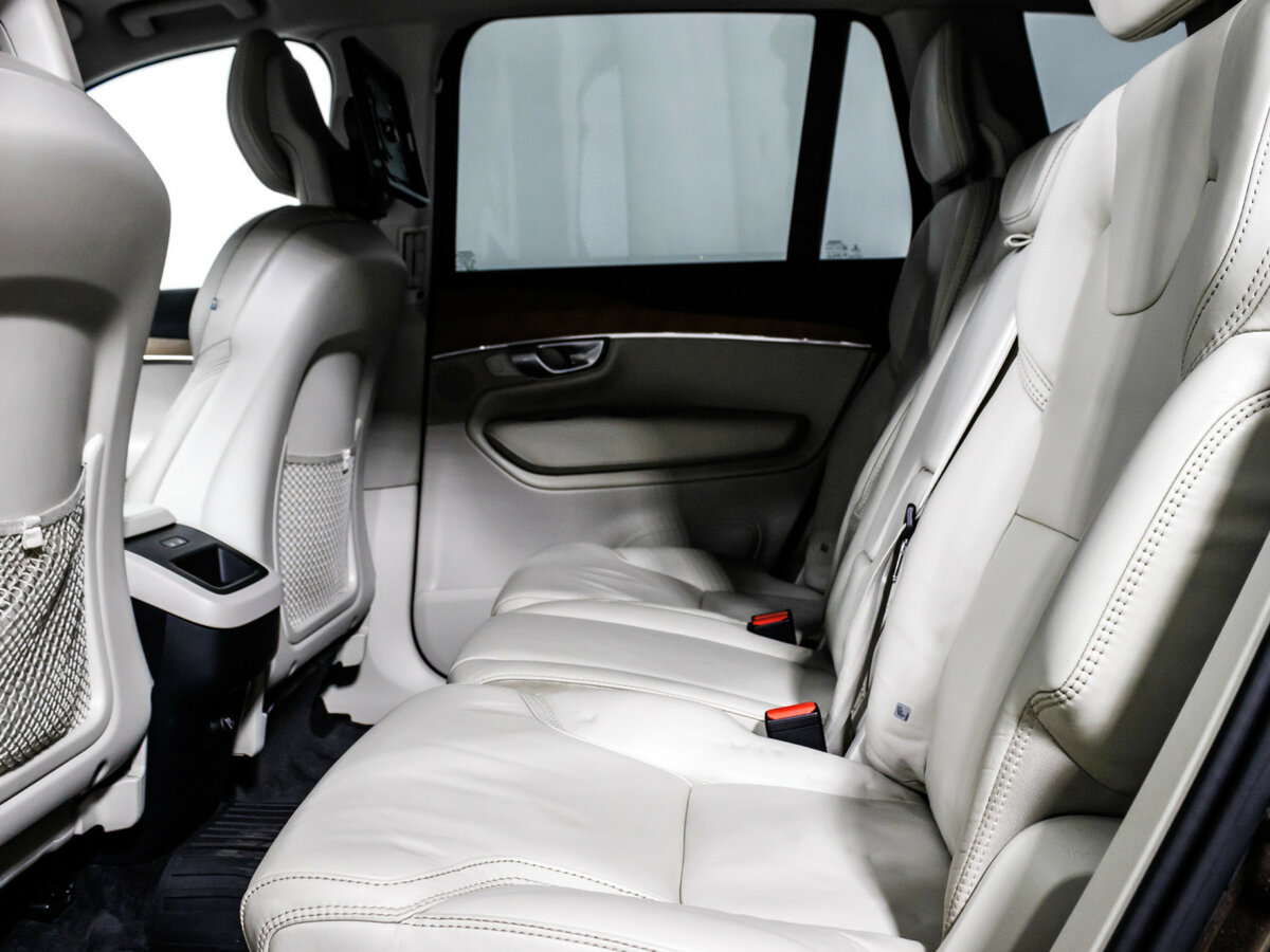 Volvo XC90 2017 года с пробегом. Фото: #10