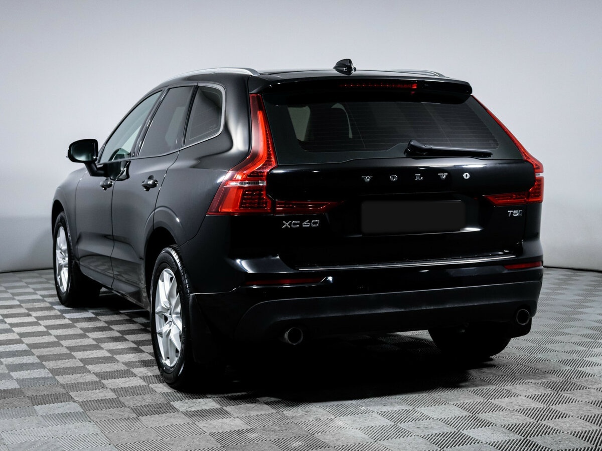 Volvo XC60 2021 года с пробегом. Фото: #6