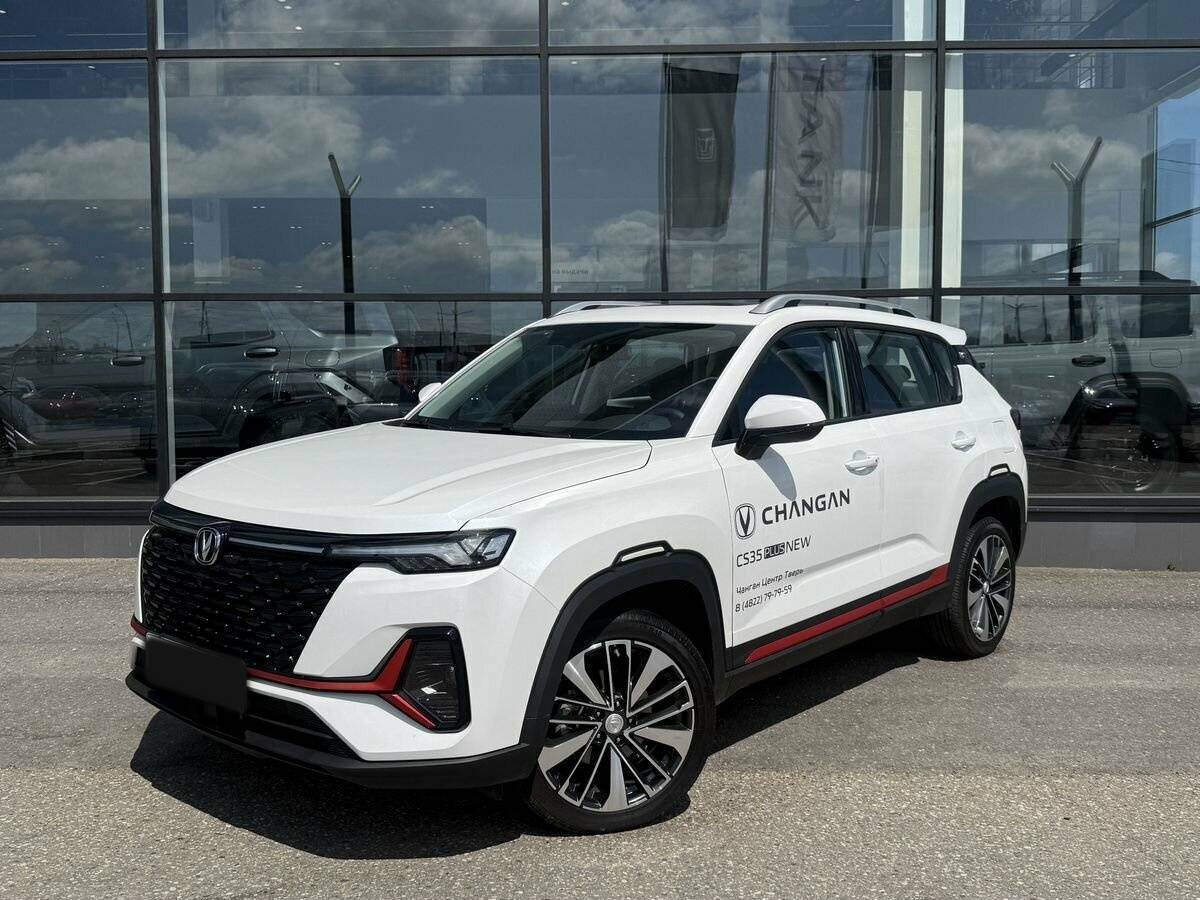 Changan CS35 Plus 2023 года с пробегом. Посмотреть фото