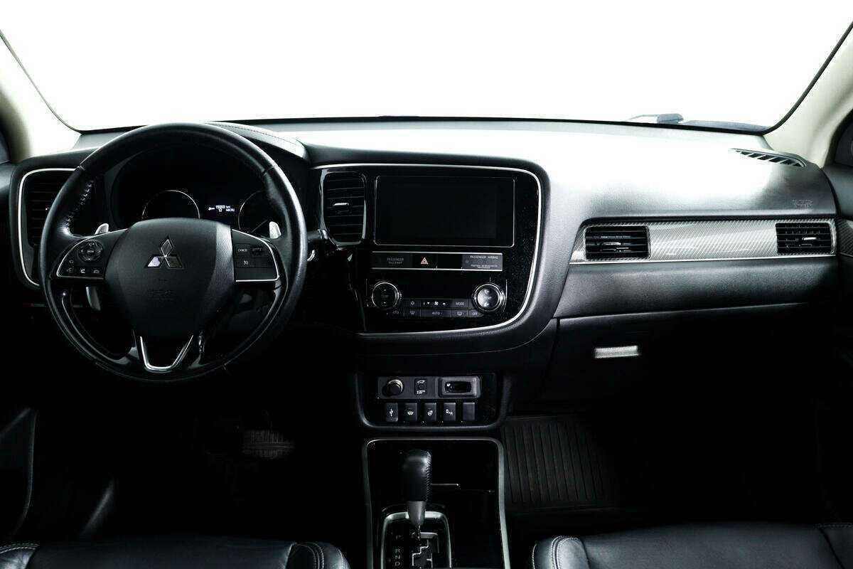 Mitsubishi Outlander 2019 года с пробегом. Фото: #10