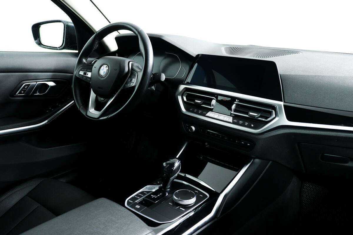 BMW 3 серии 2021 года с пробегом. Фото: #8
