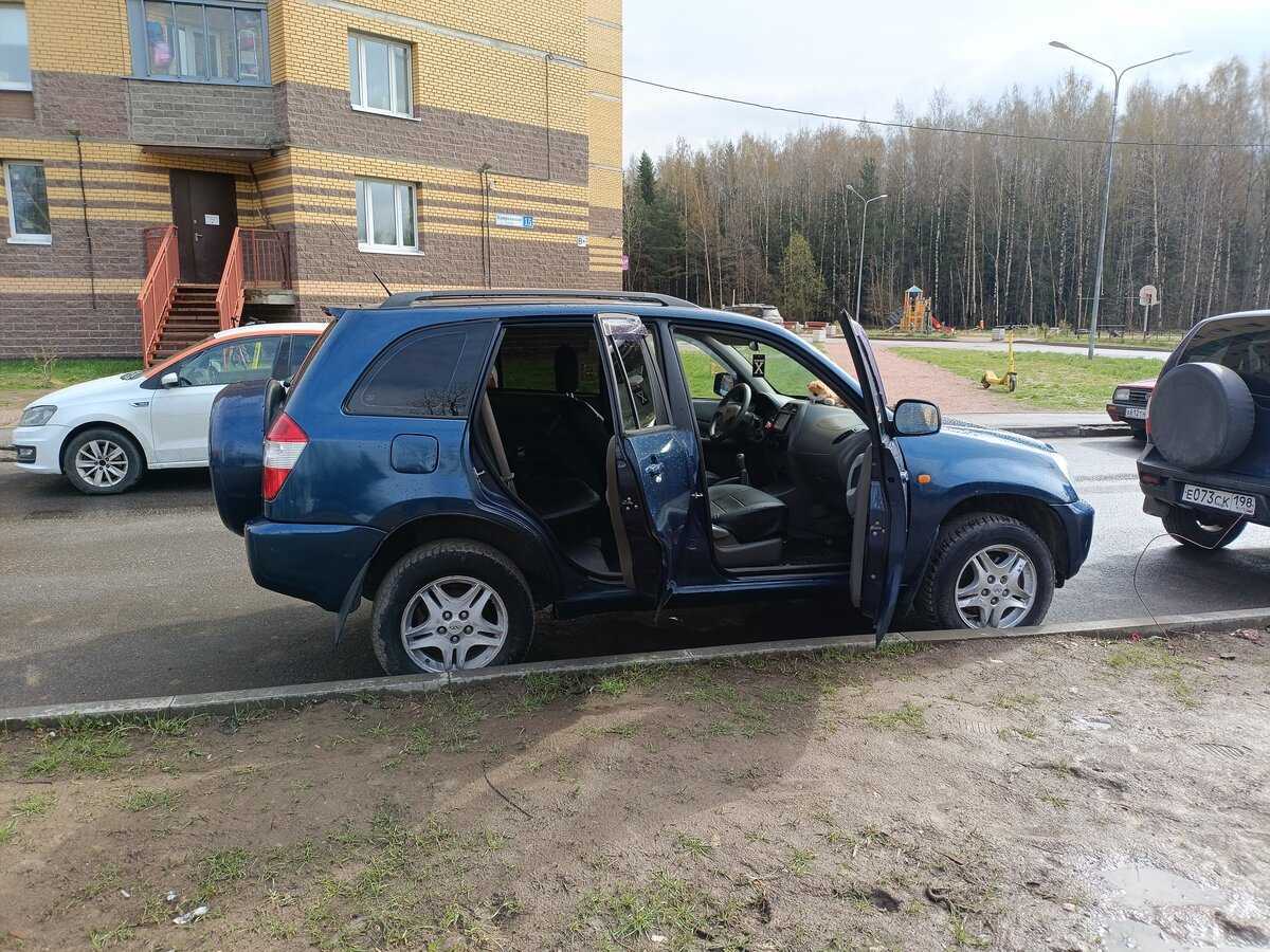 Chery Tiggo (T11) 2010 года с пробегом. Фото: #10