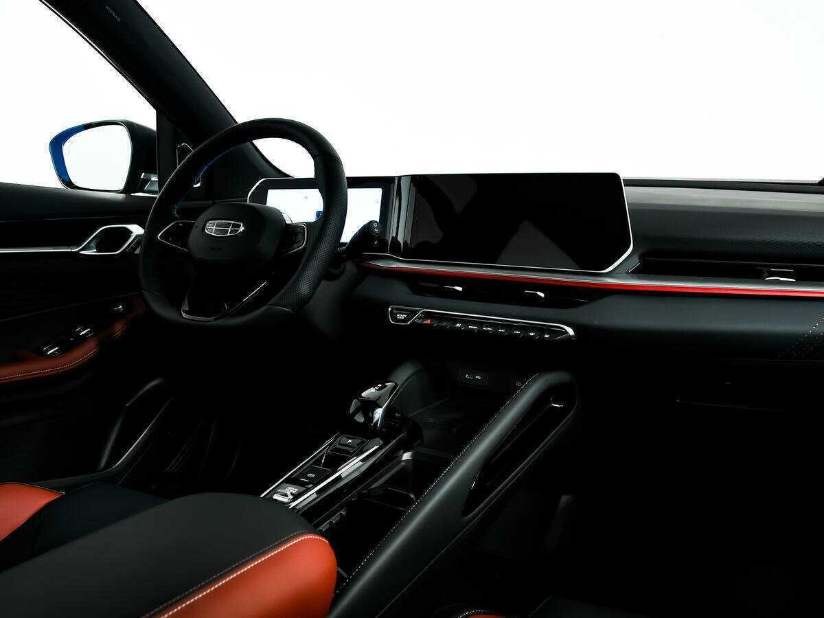 Geely Coolray 2023 года с пробегом. Фото: #8