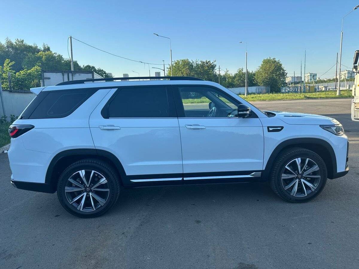 Changan CS95 2023 года с пробегом. Фото: #3