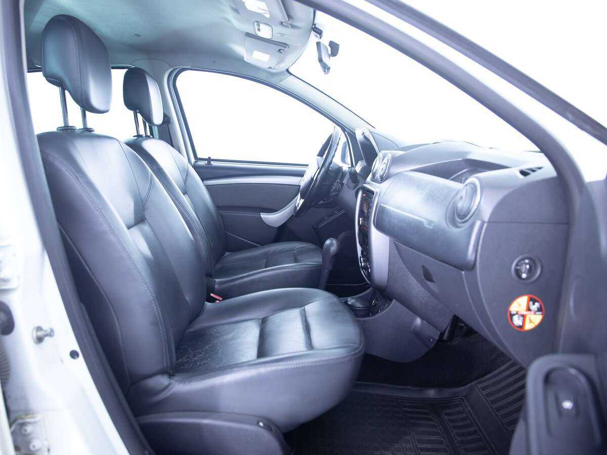 Renault Duster 2013 года с пробегом. Фото: #9