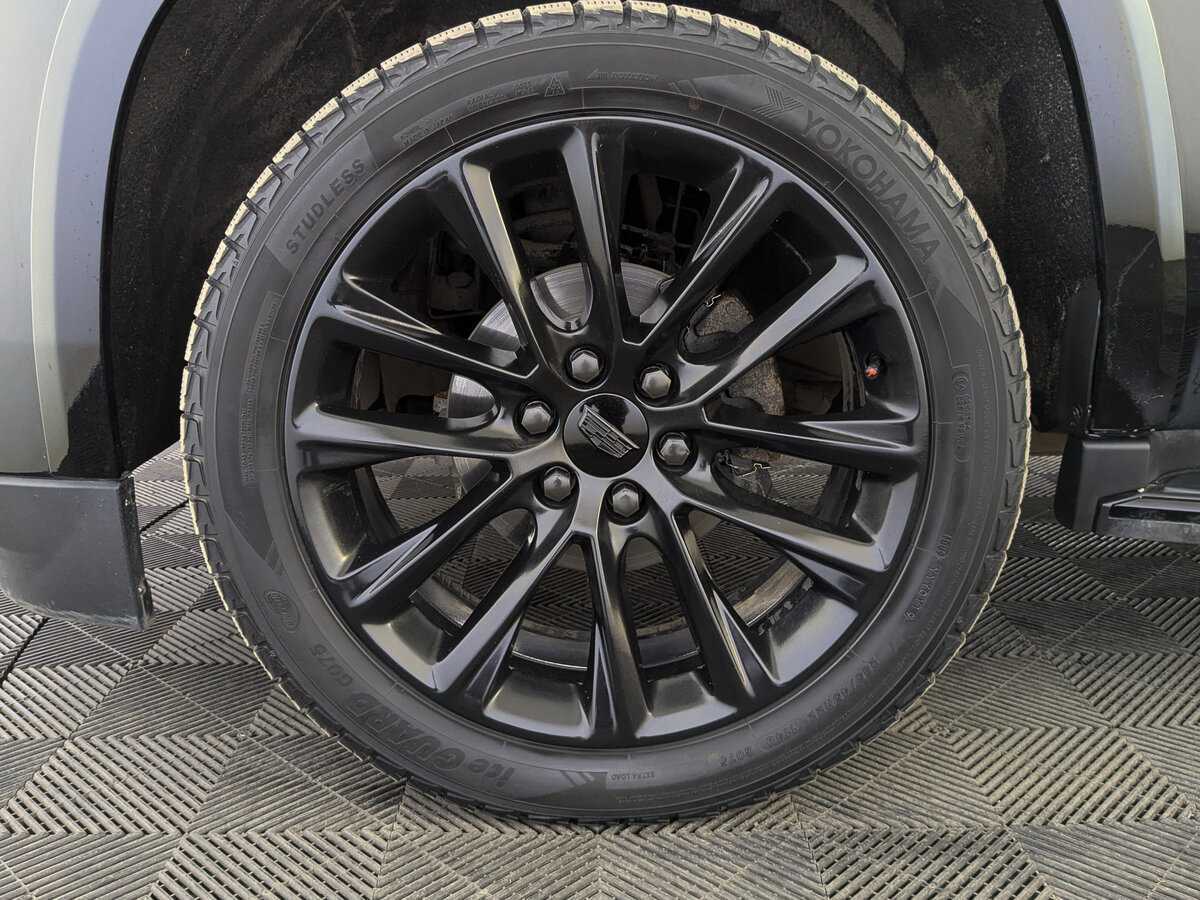 Cadillac Escalade 2019 года с пробегом. Фото: #11