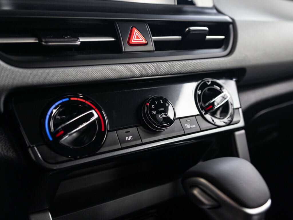 Kia Seltos 2024 года с пробегом. Фото: #23