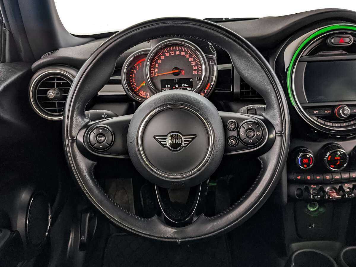 Mini Hatch 2020 года с пробегом. Фото: #16