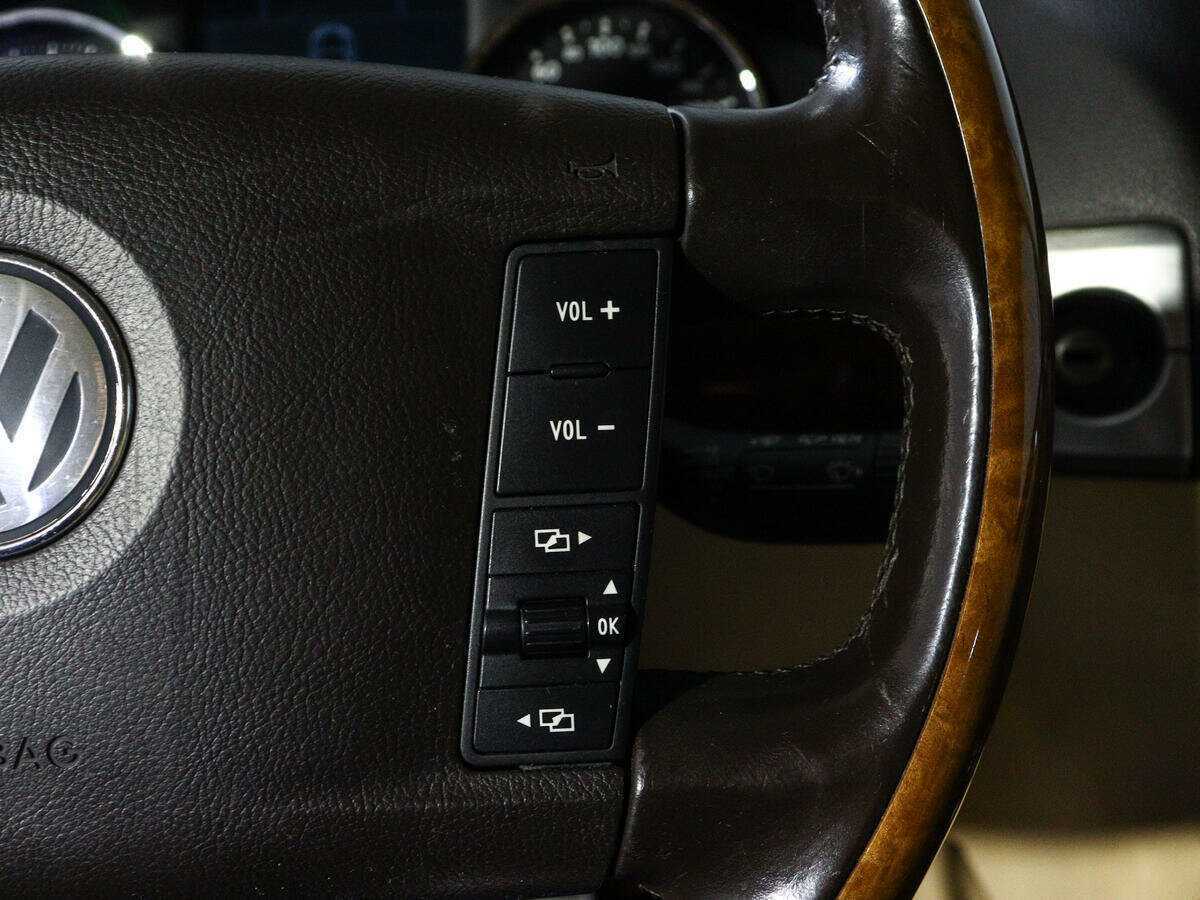 Volkswagen Touareg 2008 года с пробегом. Фото: #22