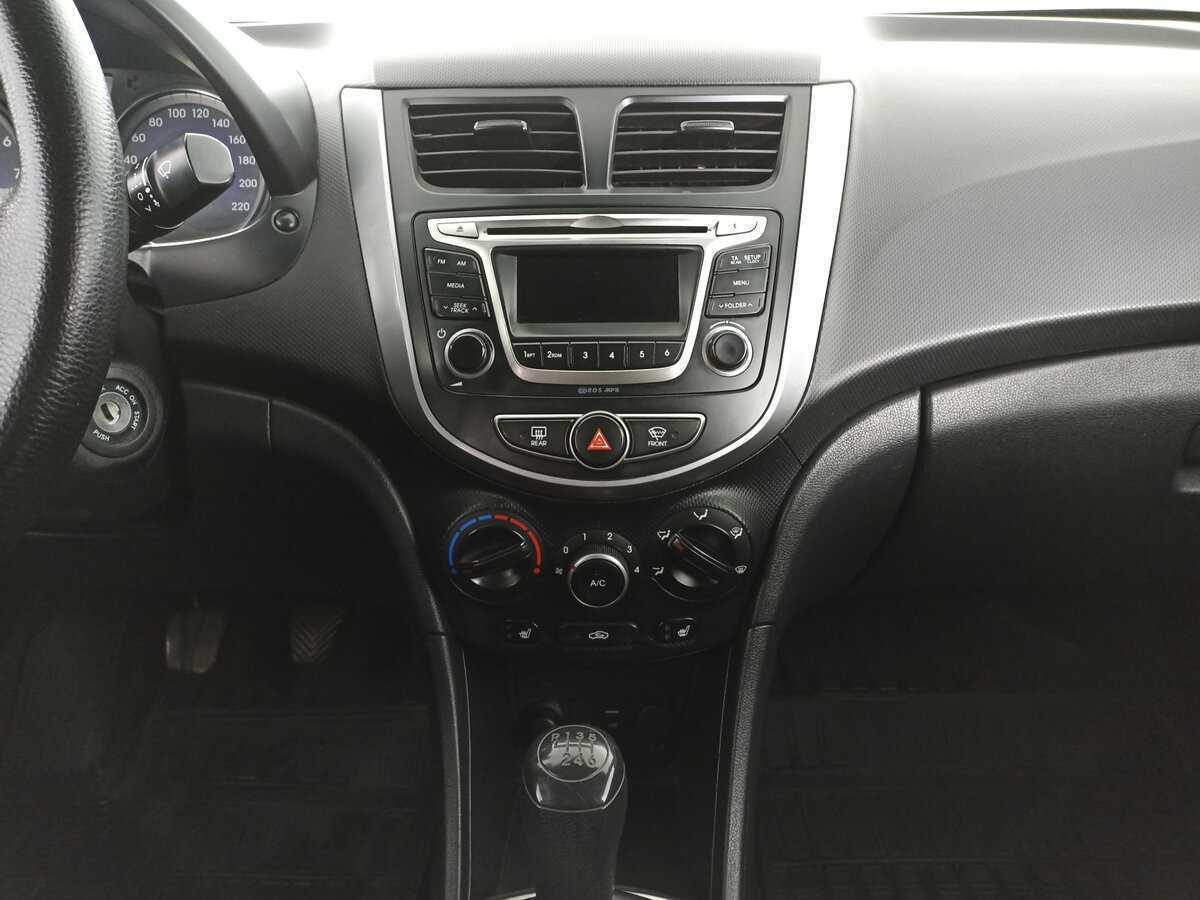 Hyundai Solaris 2015 года с пробегом. Фото: #14