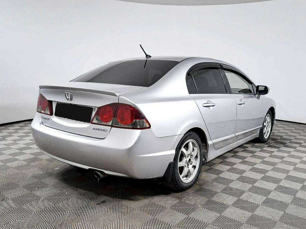Honda Civic 2008 года с пробегом. Фото: #4