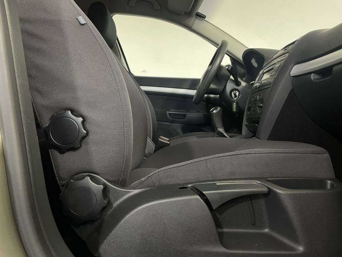 Skoda Octavia 2005 года с пробегом. Фото: #13