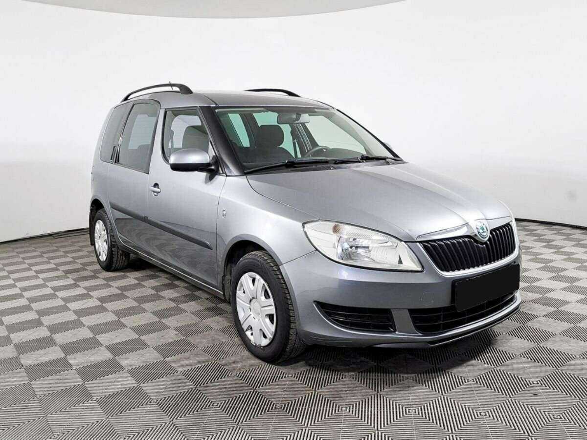 Skoda Roomster 2012 года с пробегом. Фото: #2
