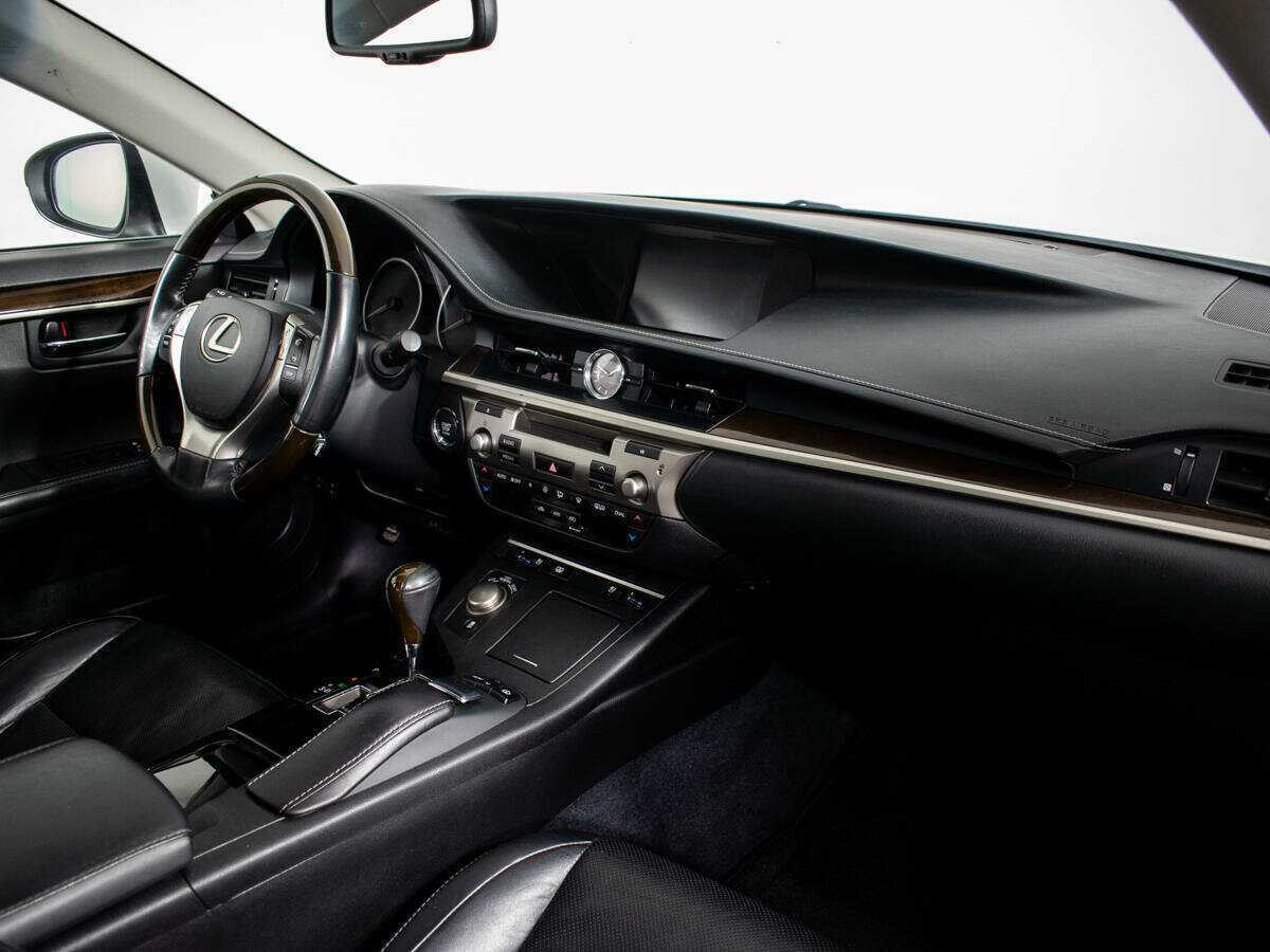Lexus ES 2014 года с пробегом. Фото: #8