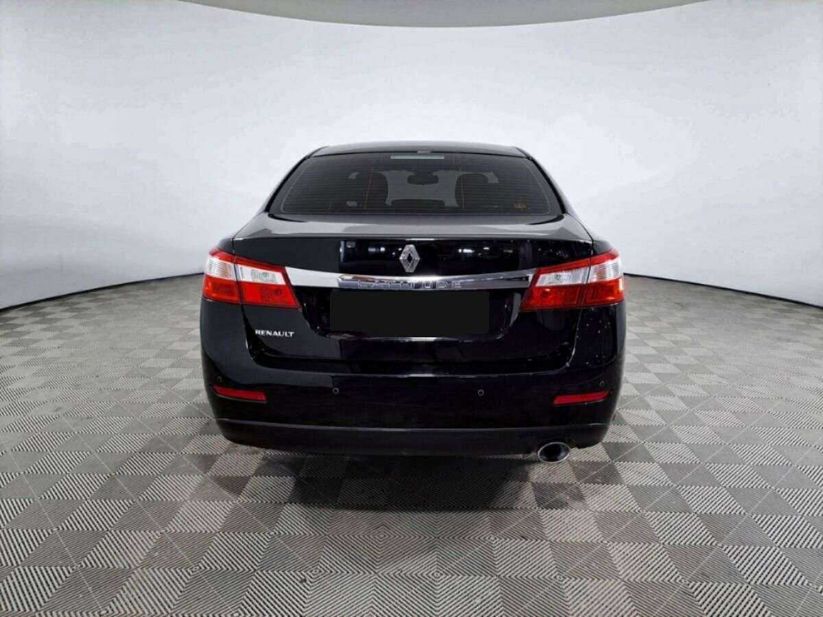 Renault Latitude 2010 года с пробегом. Фото: #4