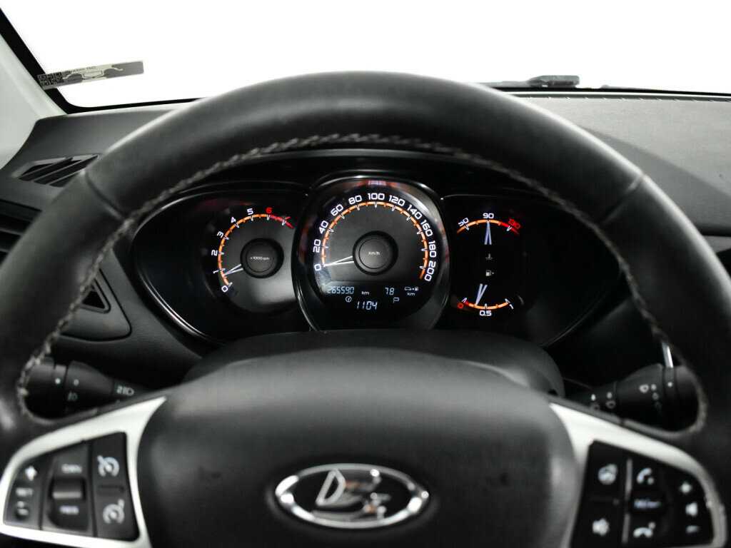 Lada (ВАЗ) Vesta 2020 года с пробегом. Фото: #10