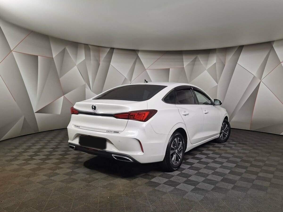 Changan Eado Plus 2023 года с пробегом. Фото: #1