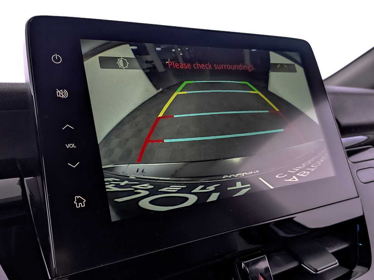 Toyota Camry 2023 года с пробегом. Фото: #26