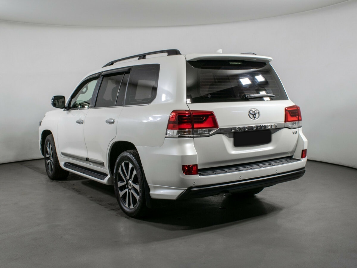 Toyota Land Cruiser 2017 года с пробегом. Фото: #6