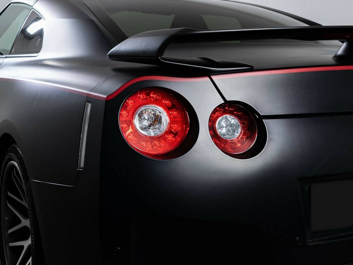 Nissan GT-R 2011 года с пробегом. Фото: #18